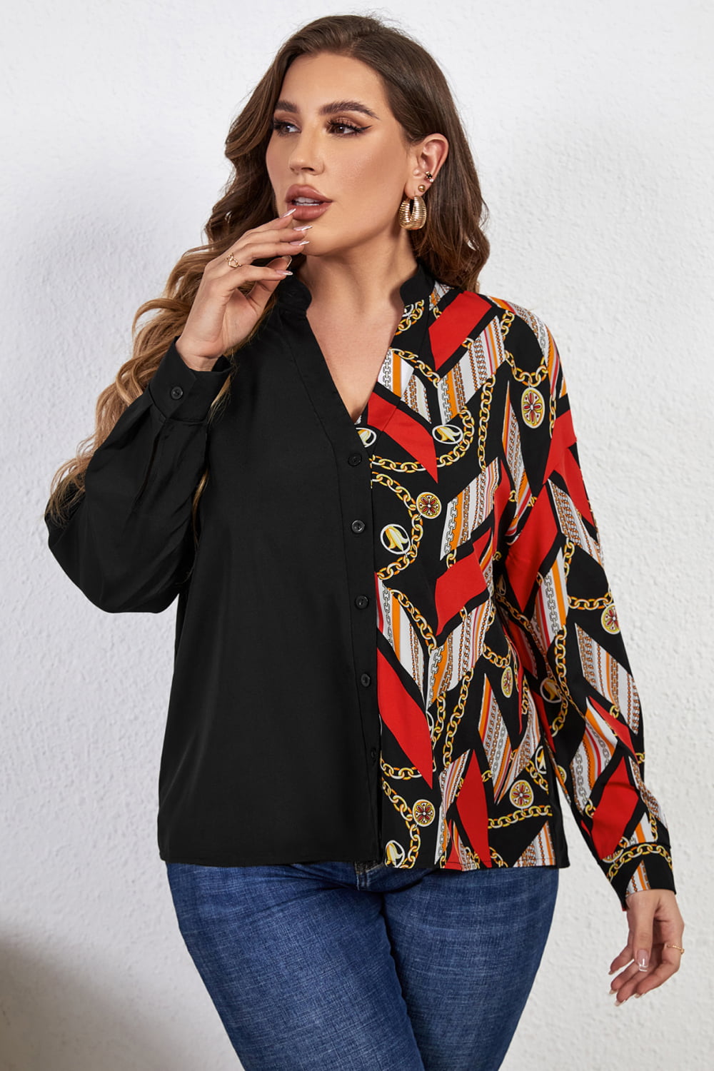 Honey Melo Apparel Plus Size Contrast Color Notched Neck Shirt